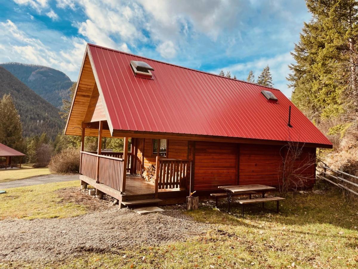 Camels Hump Guest Ranch Lumby Eksteriør billede